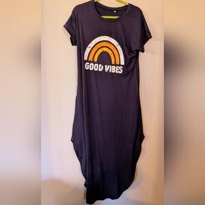 Good Vibes Graphic Maxi Dress - Black